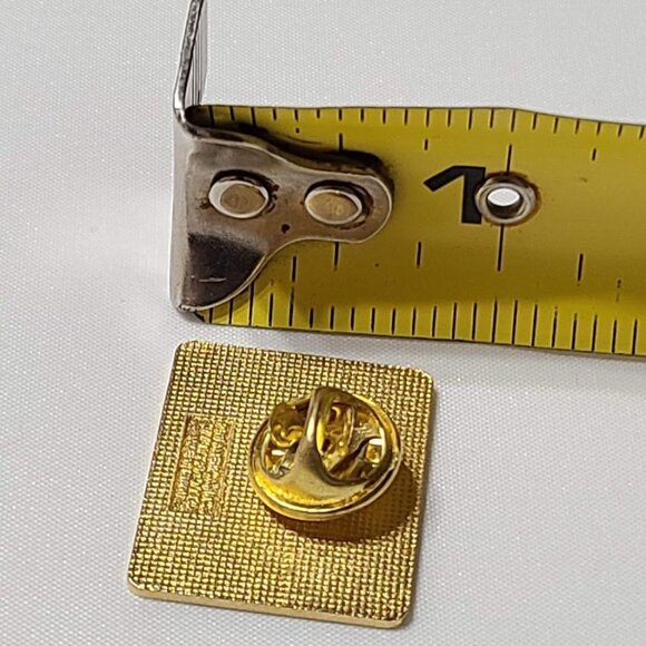 Houston TX Desk & Derrick Club Pin North Harris Montgomery Counties Gold Tone - Picture 8 of 8